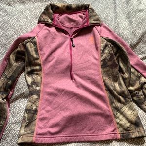 Browning pullover